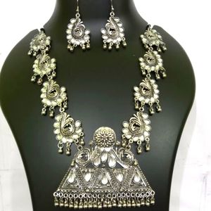 Necklace set